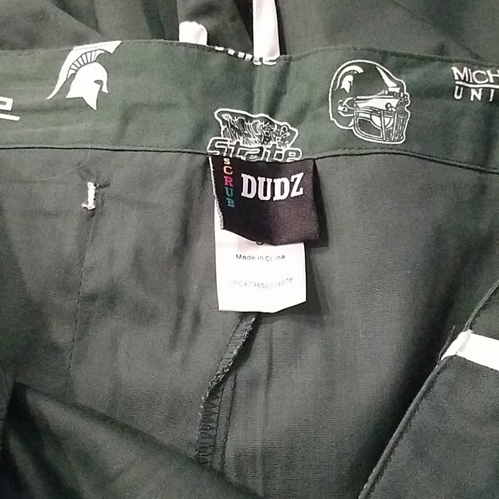 Men's NWOT scrub MSU pants - Picture 3 of 5